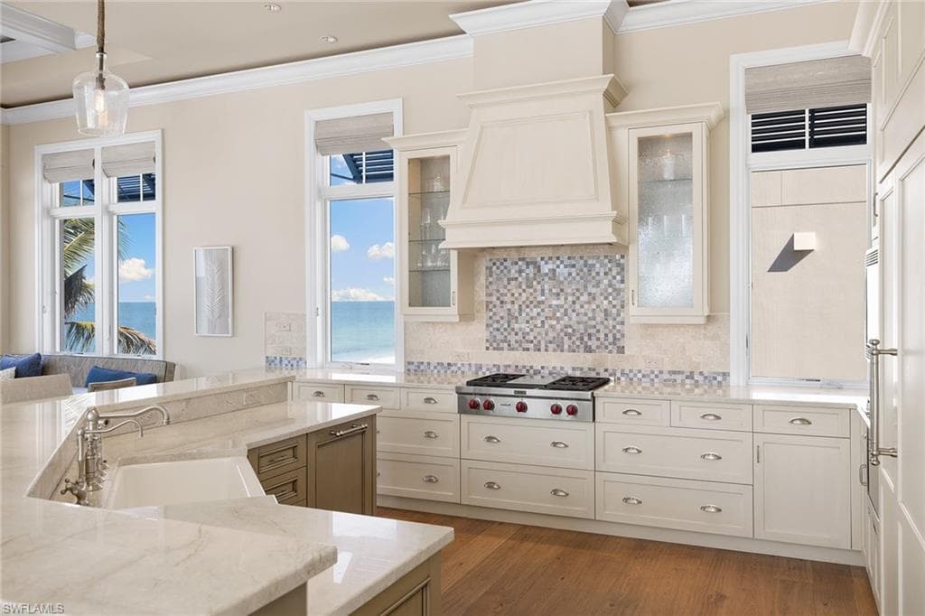 110 Kaula LN, BONITA SPRINGS FL 34134-22