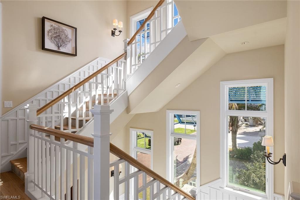 110 Kaula LN, BONITA SPRINGS FL 34134-25