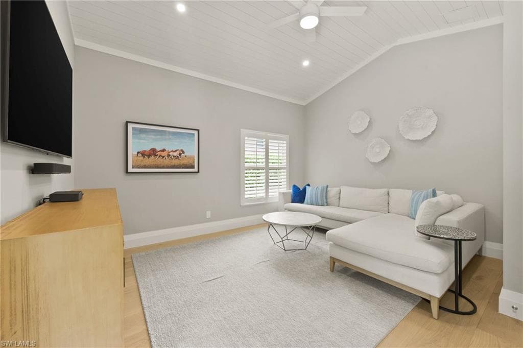 6689 MILL RUN CIR, NAPLES FL 34109-33