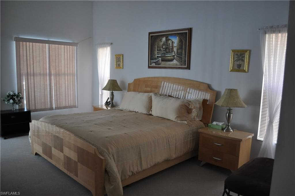 431 Dundee CT, NAPLES FL 34104-11