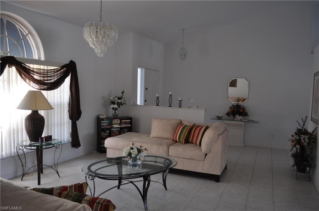 431 Dundee CT, NAPLES FL 34104-4