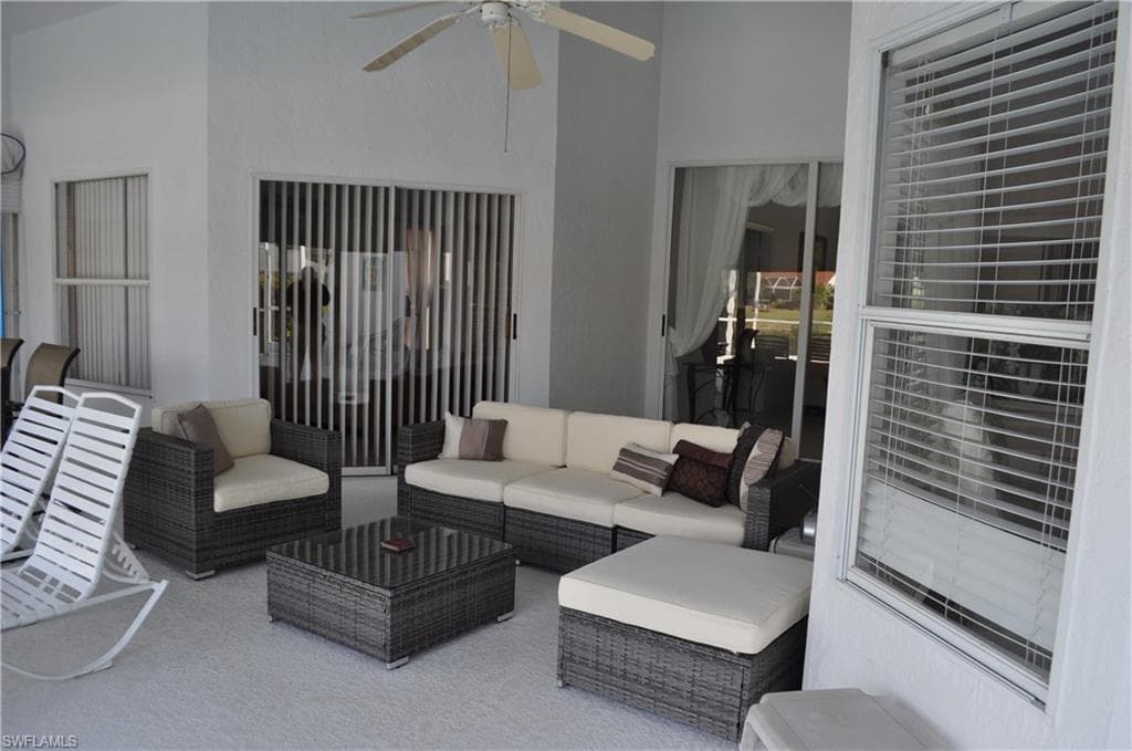 431 Dundee CT, NAPLES FL 34104-19
