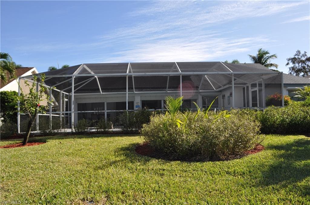 431 Dundee CT, NAPLES FL 34104-17
