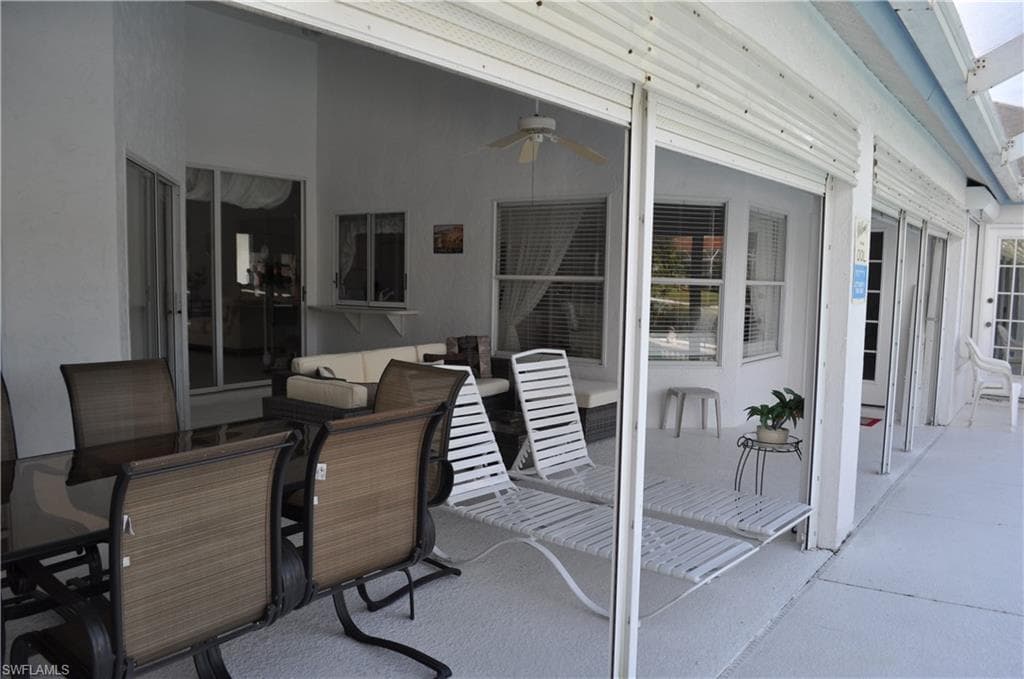 431 Dundee CT, NAPLES FL 34104-18
