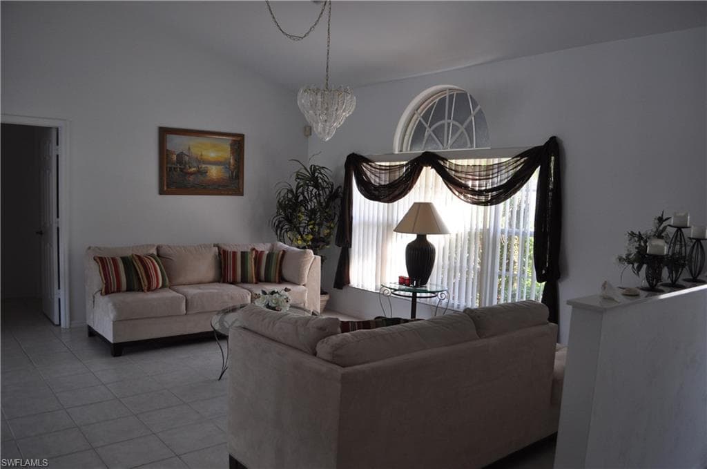 431 Dundee CT, NAPLES FL 34104-3