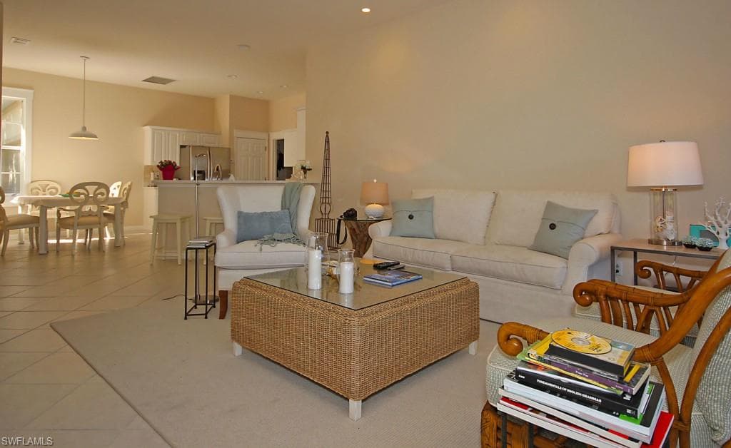 6855 Old Banyan WAY, NAPLES FL 34109-3