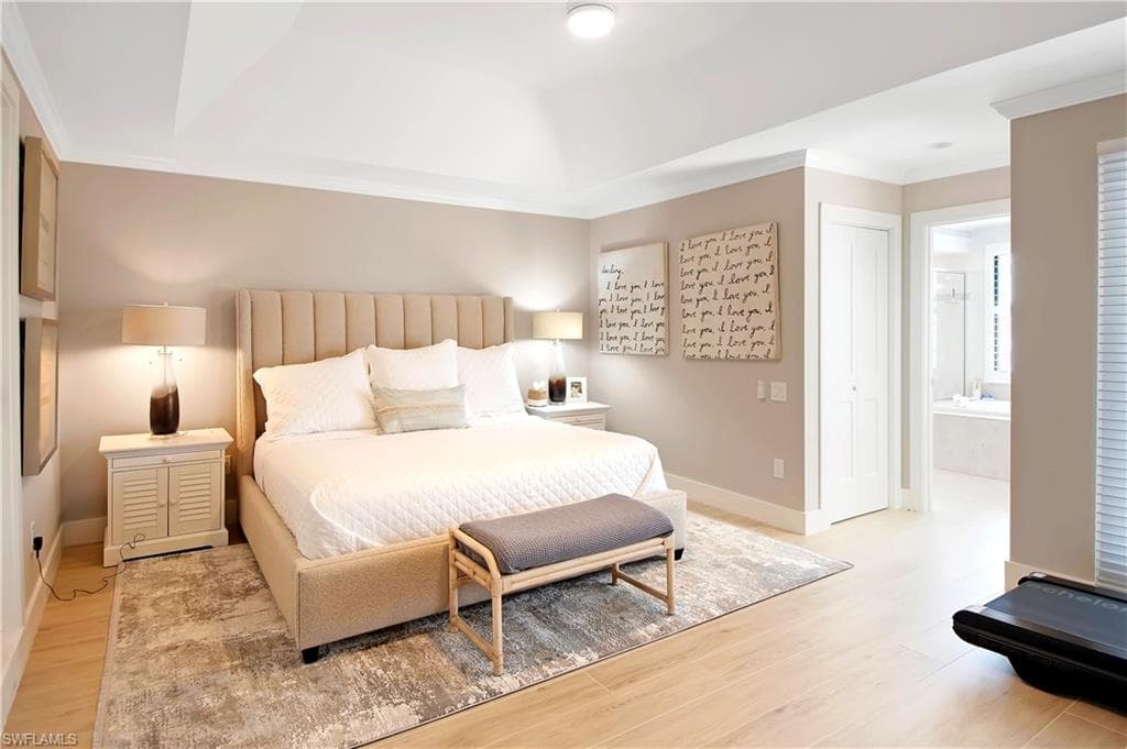 105 La Peninsula BLVD # 105, NAPLES FL 34113-16