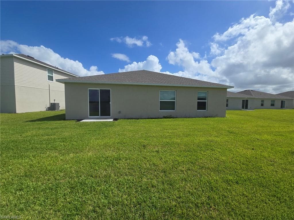 12212 Sydney CT, LEHIGH ACRES FL 33974-1