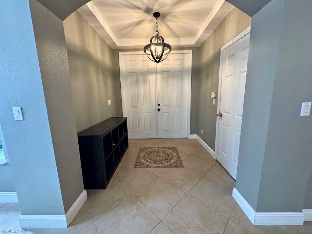 8306 Sumner AVE, FORT MYERS FL 33908-2