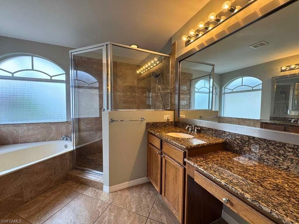 8306 Sumner AVE, FORT MYERS FL 33908-18