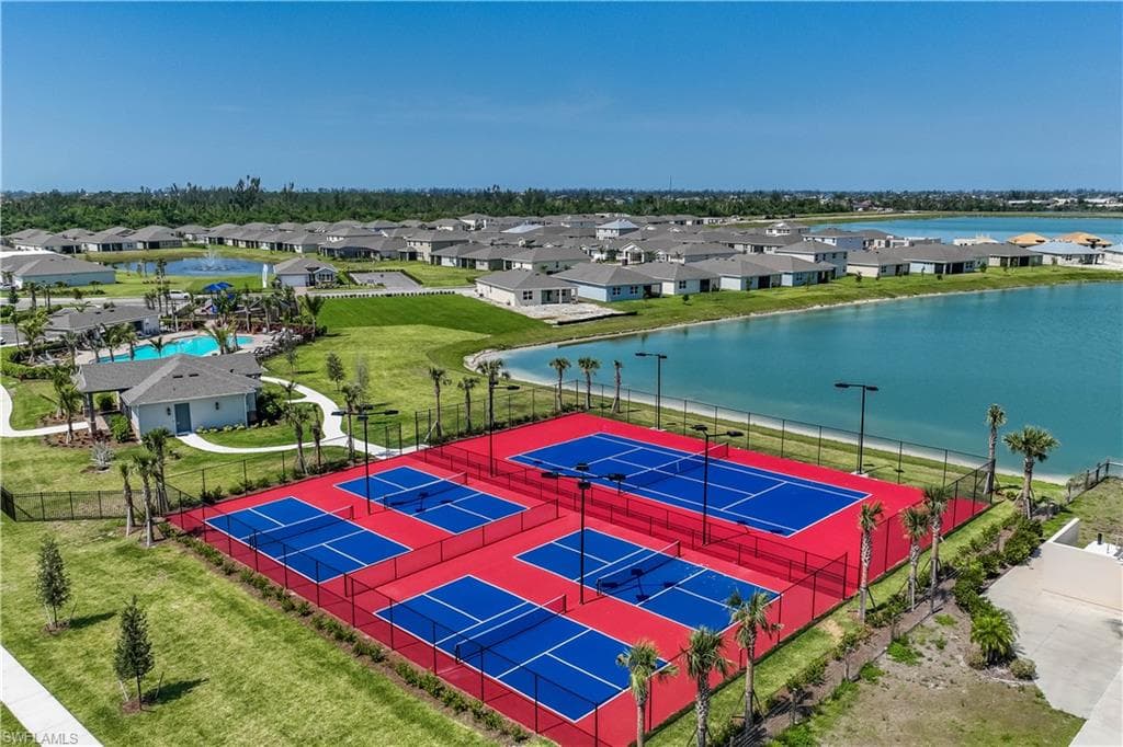544 Spring Hill Lake LOOP, CAPE CORAL FL 33993-20