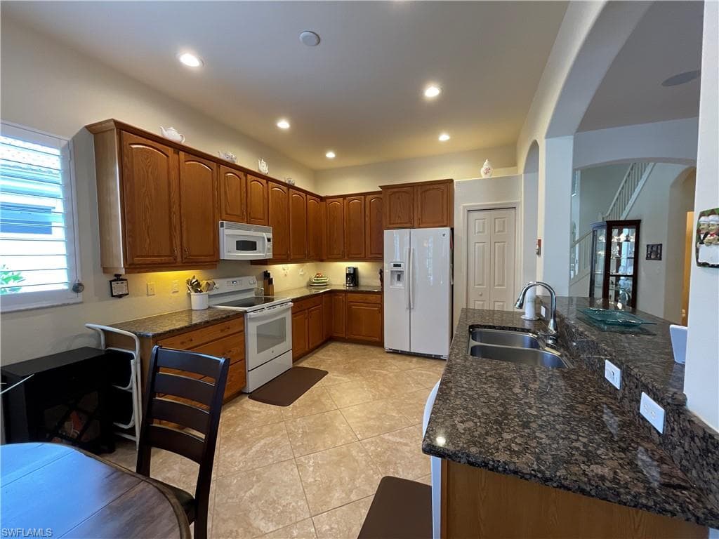 6478 Waverly Green WAY-9