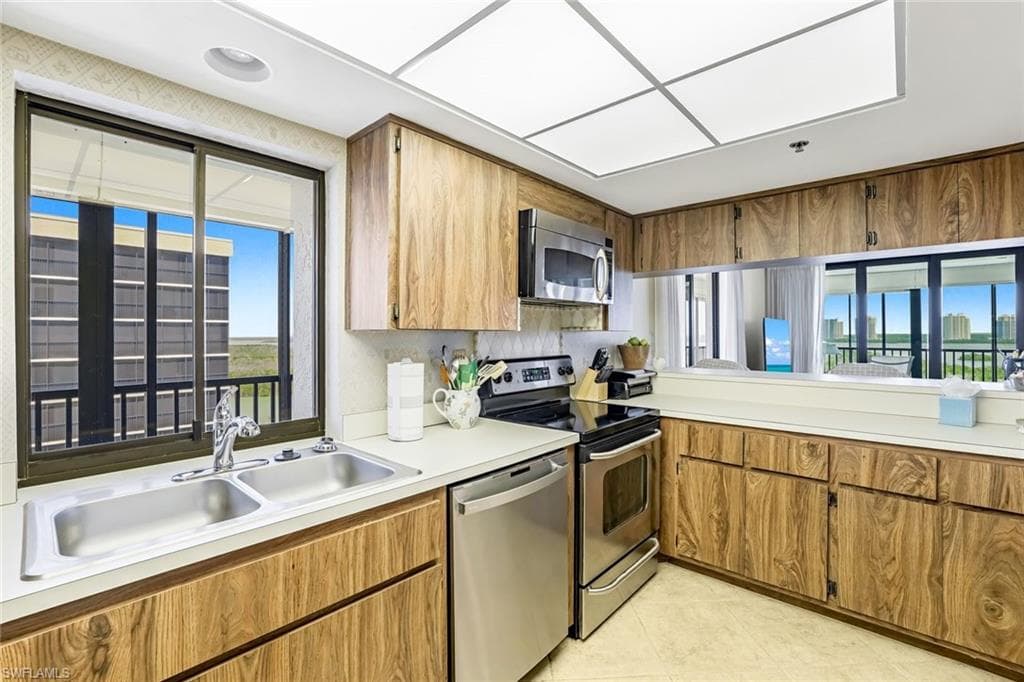 26235 Hickory BLVD # 11A, BONITA SPRINGS FL 34134-16