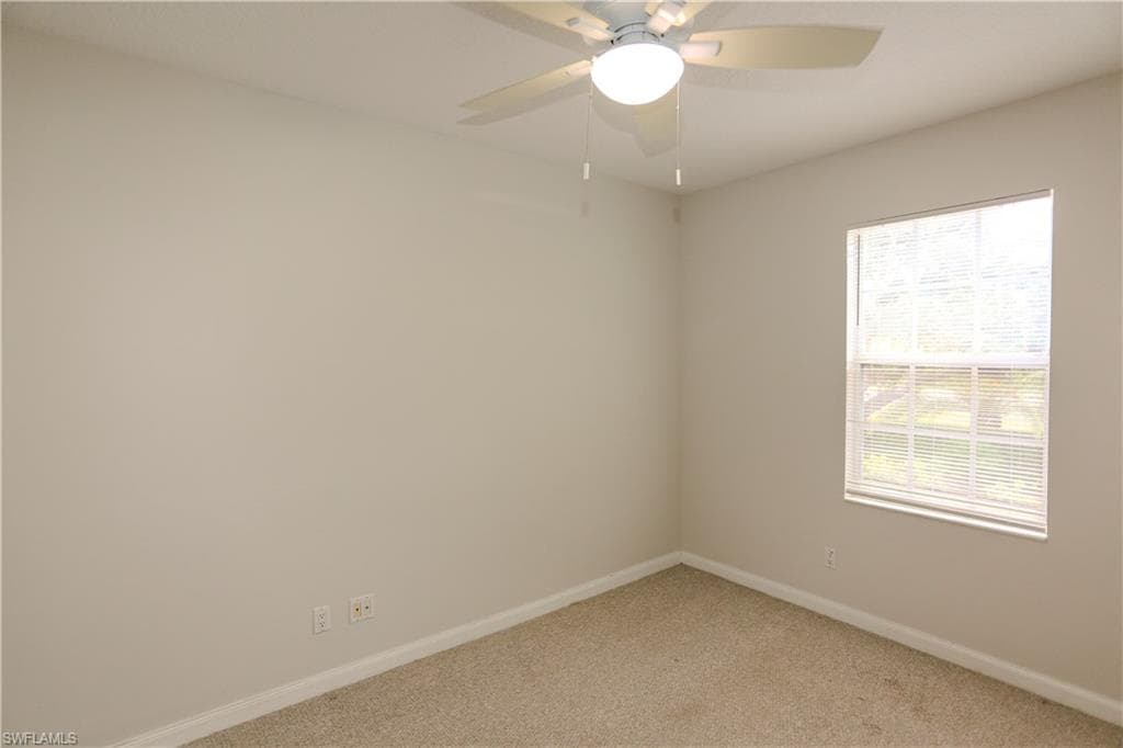 5823 Cove CIR # 8, NAPLES FL 34119-15