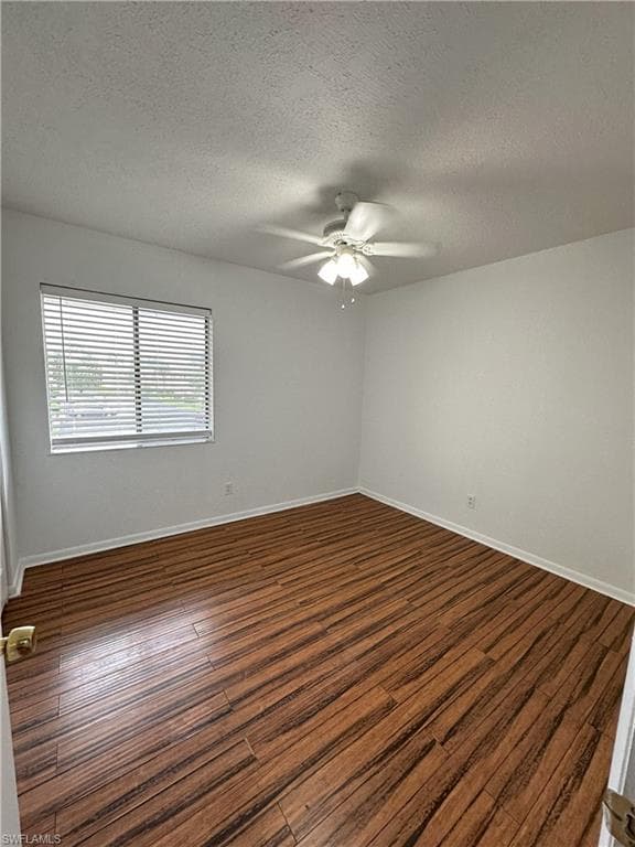 4629 Bayshore DR # J7, NAPLES FL 34112-6