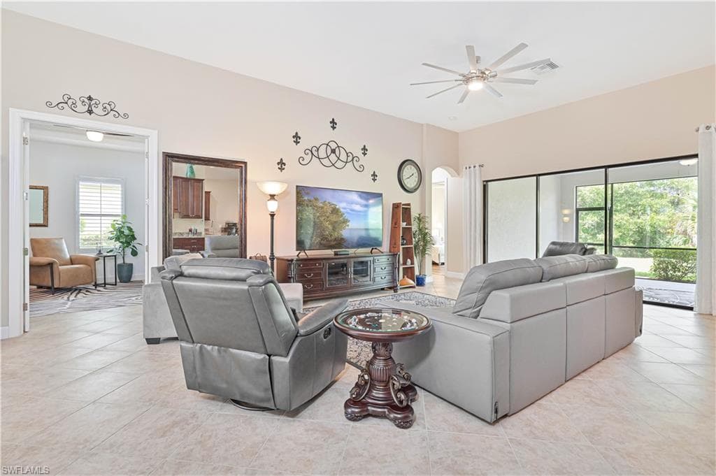 17283 Walnut Run DR, ALVA FL 33920-11