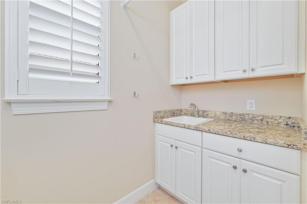 17283 Walnut Run DR, ALVA FL 33920-25