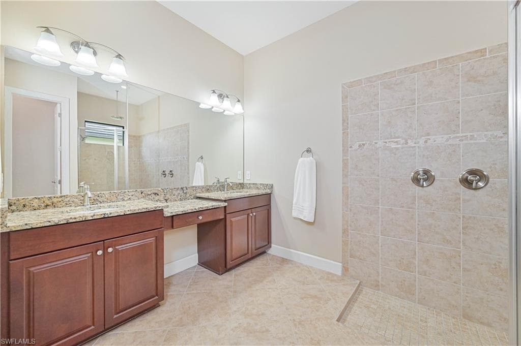 17283 Walnut Run DR, ALVA FL 33920-29