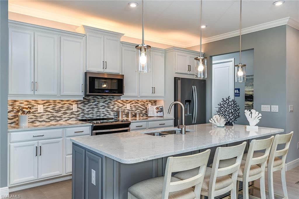 6735 Good Life ST, FORT MYERS FL 33966-19