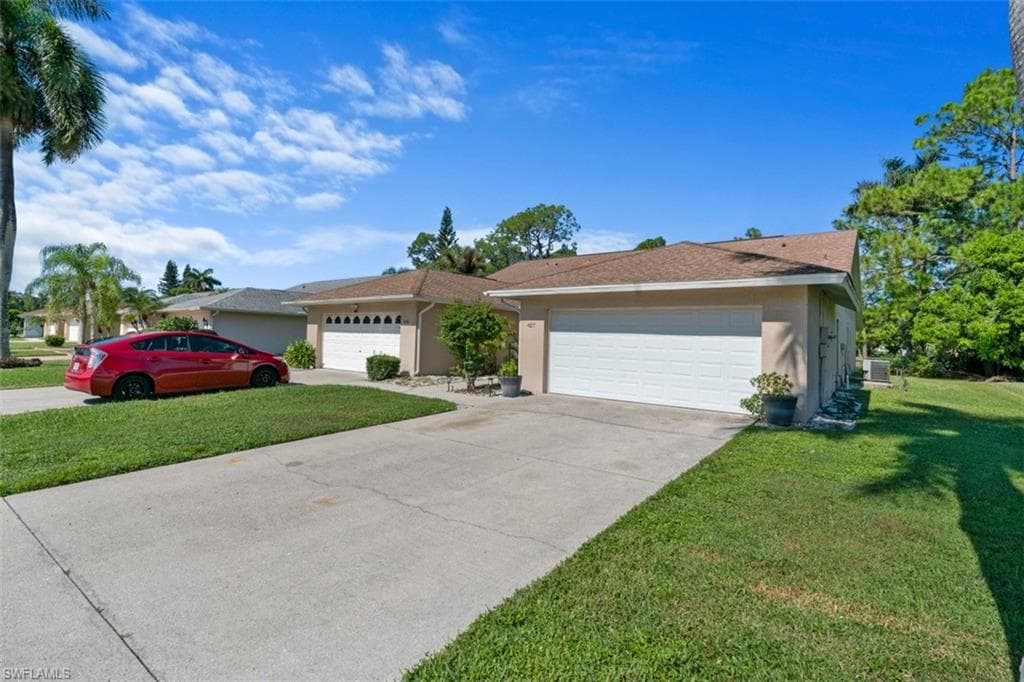 627 Saint Andrews BLVD, NAPLES FL 34113-26