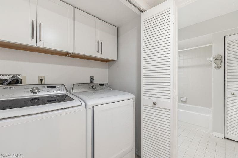 876 Gulf Pavilion DR # 101, NAPLES FL 34108-15