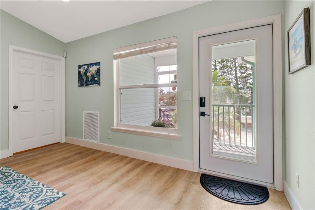 3659 Riviera CIR, BONITA SPRINGS FL 34134-16