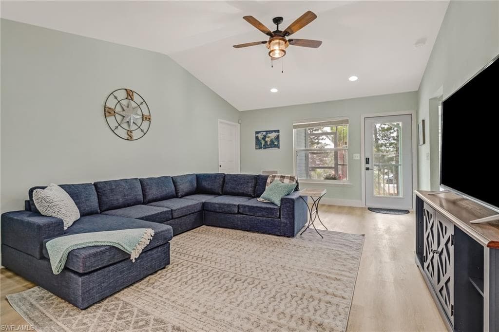 3659 Riviera CIR, BONITA SPRINGS FL 34134-17