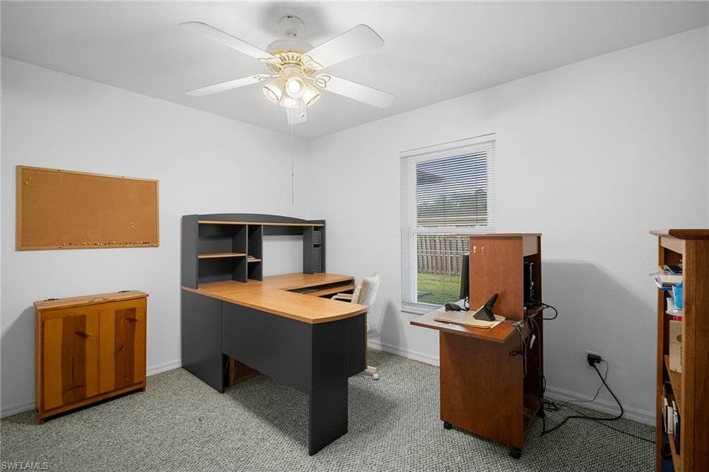 2932 Holly RD, FORT MYERS FL 33901-30