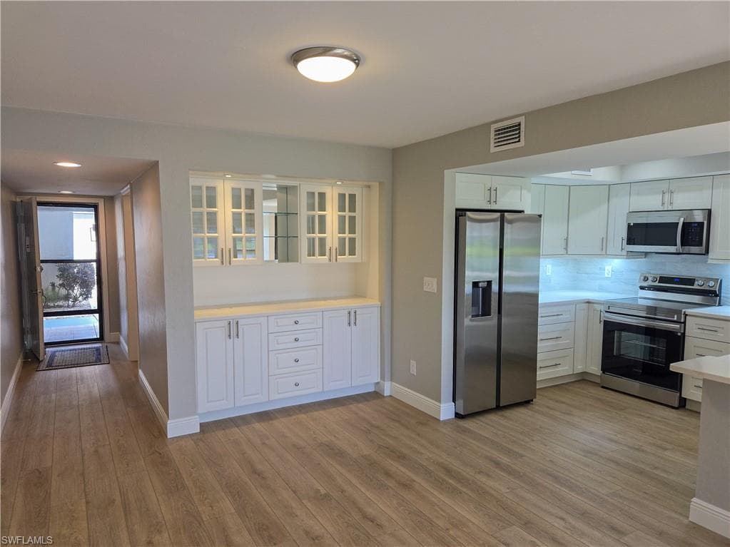 5790 Trailwinds DR # 111, FORT MYERS FL 33907-6