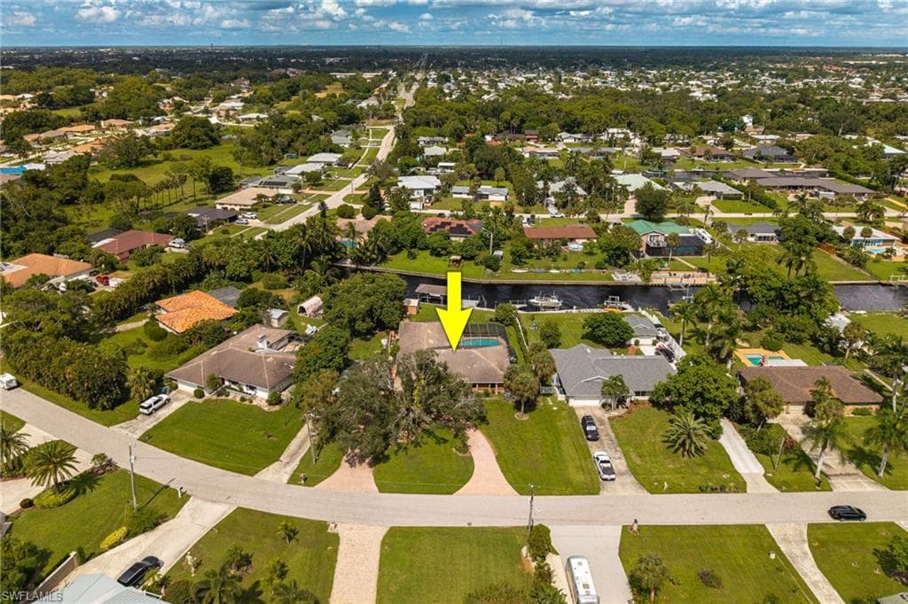 1860 Marina CIR, NORTH FORT MYERS FL 33903-35