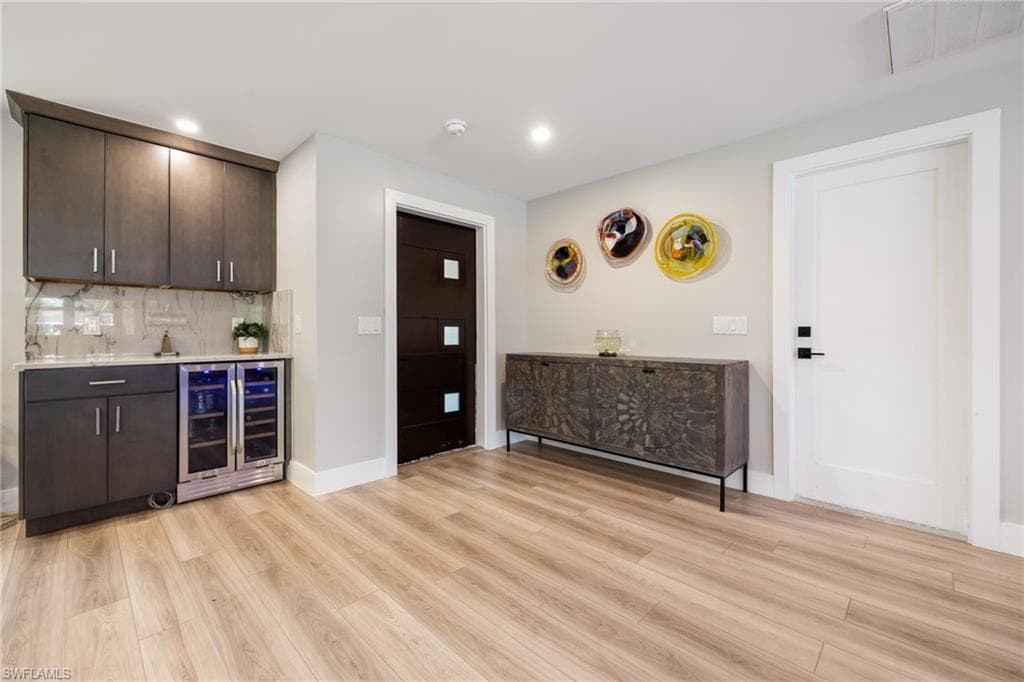 1860 Marina CIR, NORTH FORT MYERS FL 33903-4