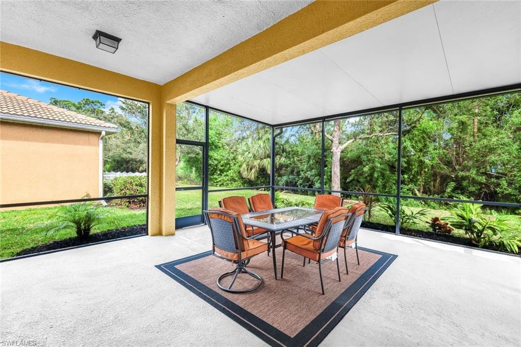 2724 Blue Cypress Lake CT, CAPE CORAL FL 33909-26