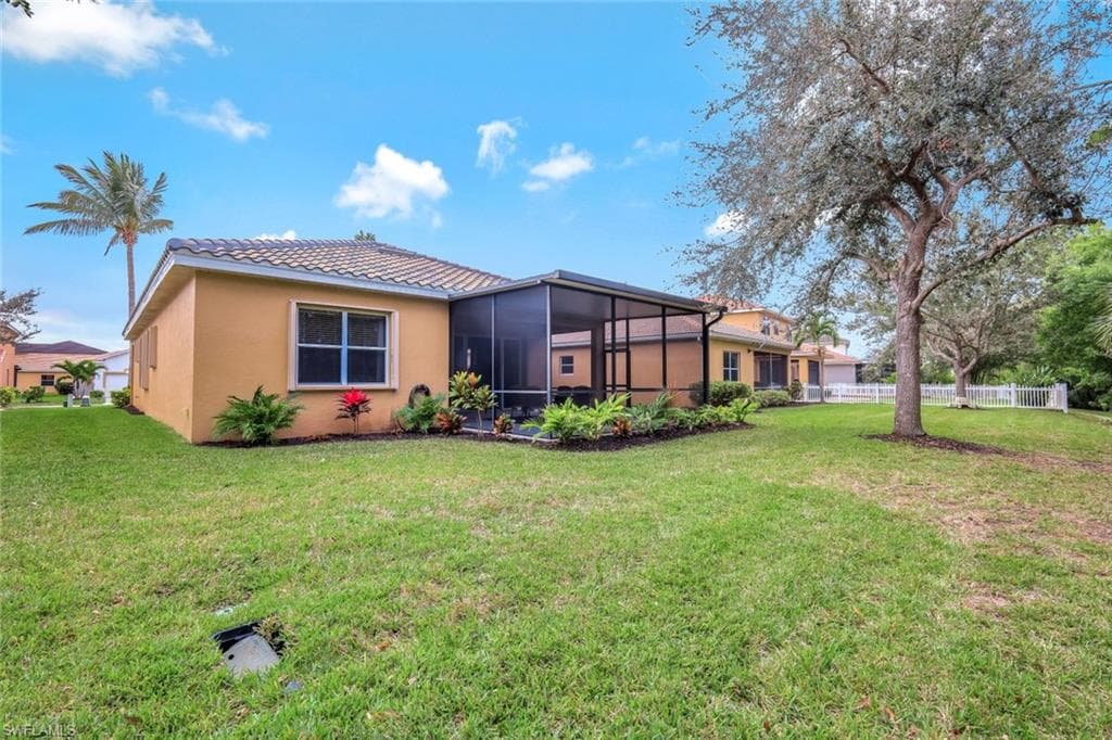 2724 Blue Cypress Lake CT, CAPE CORAL FL 33909-28