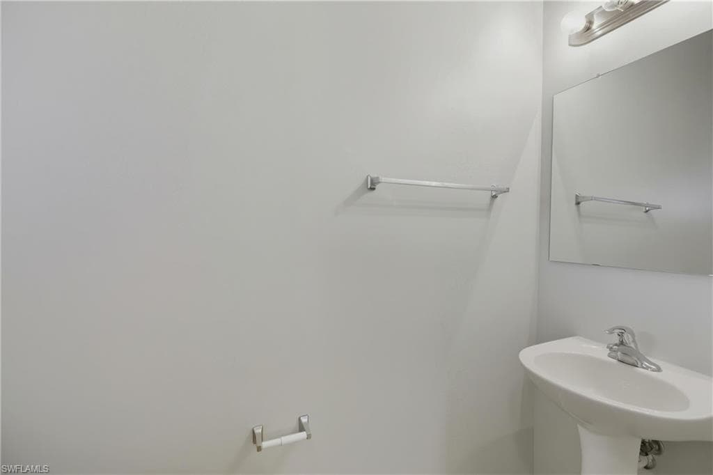 17577 Cherry Ridge LN, FORT MYERS FL 33967-33