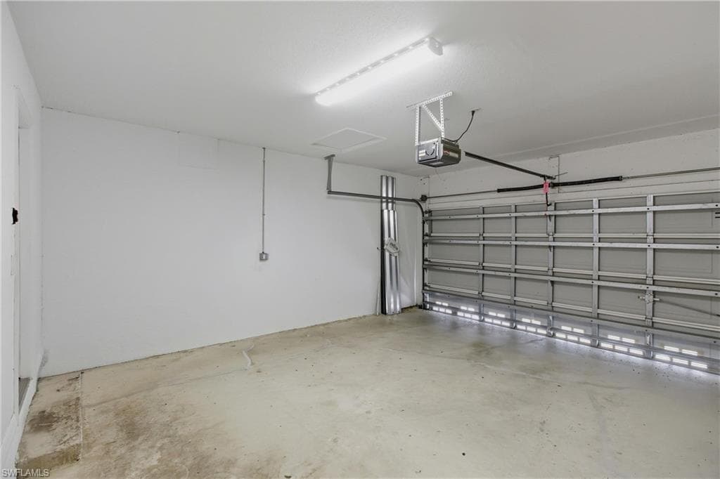 17577 Cherry Ridge LN, FORT MYERS FL 33967-36