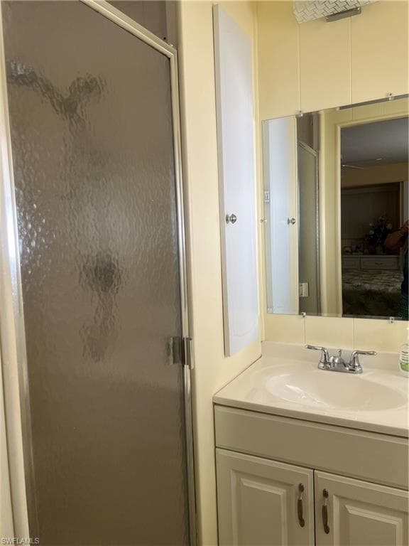 1891 Englewood RD E, ENGLEWOOD FL 34223-12