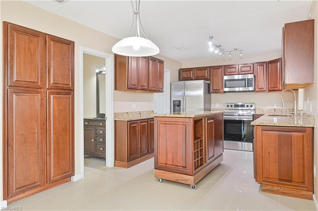 17040 Golfside CIR # 801, FORT MYERS FL 33908-6