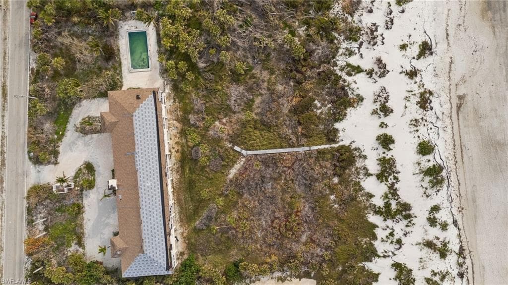 527 E Gulf DR # 204, SANIBEL FL 33957-4
