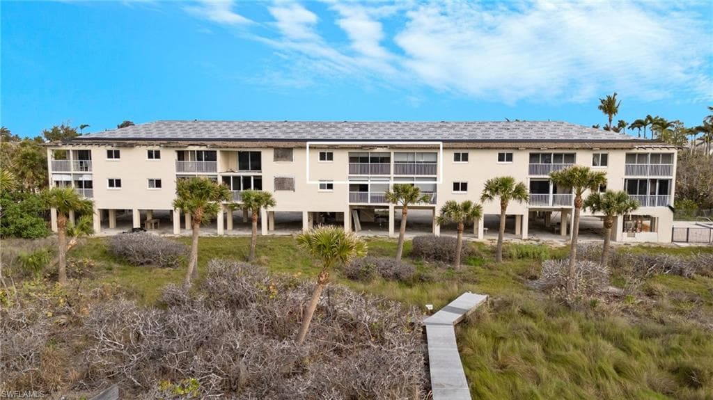 527 E Gulf DR # 204, SANIBEL FL 33957-14
