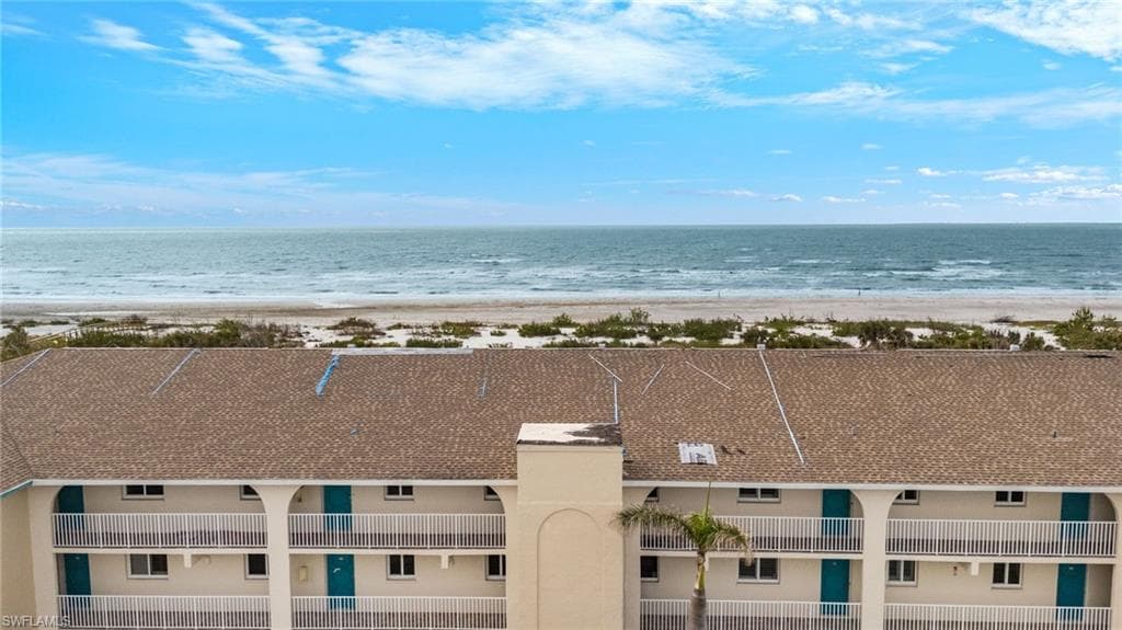 527 E Gulf DR # 204, SANIBEL FL 33957-3