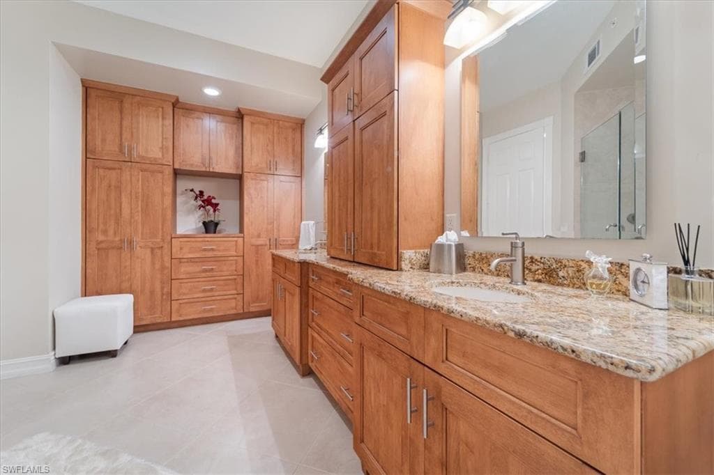 1845 Les Chateaux BLVD # 302, NAPLES FL 34109-28