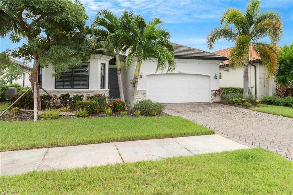 1878 Mustique ST, NAPLES FL 34120-2