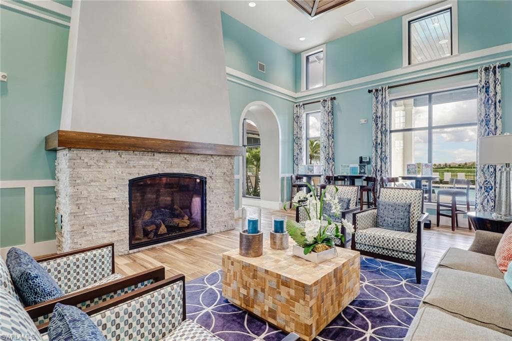 1878 Mustique ST, NAPLES FL 34120-39