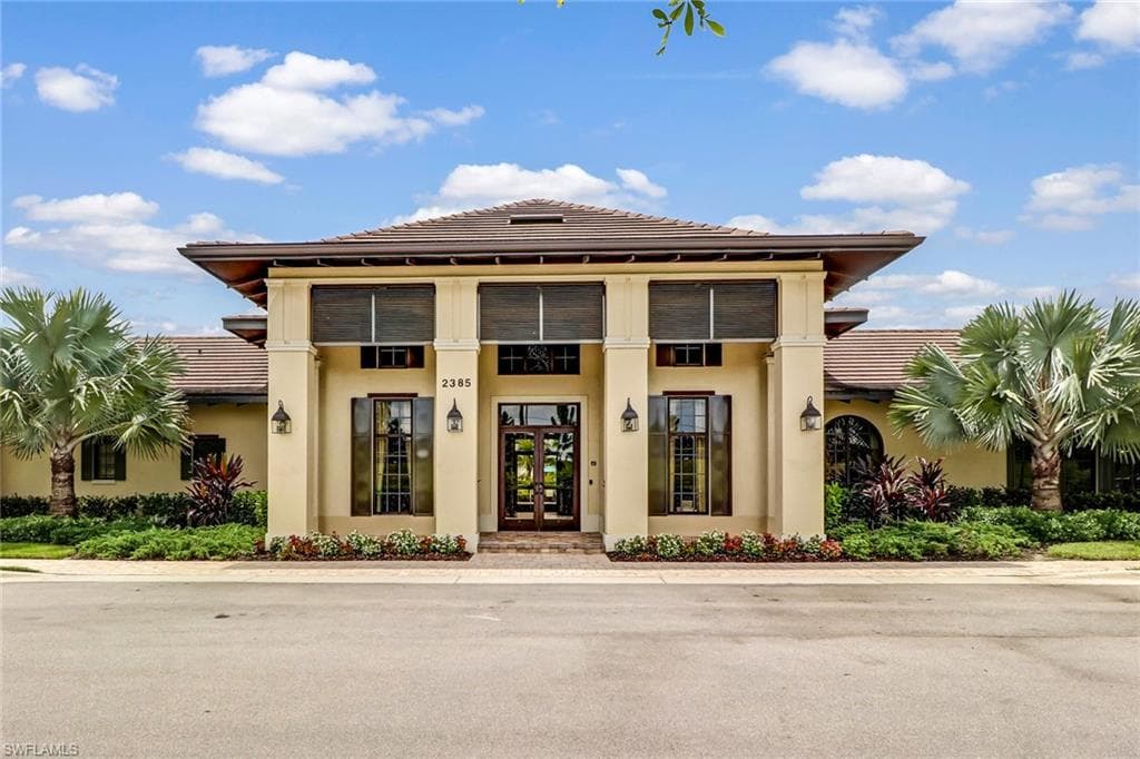 1878 Mustique ST, NAPLES FL 34120-38