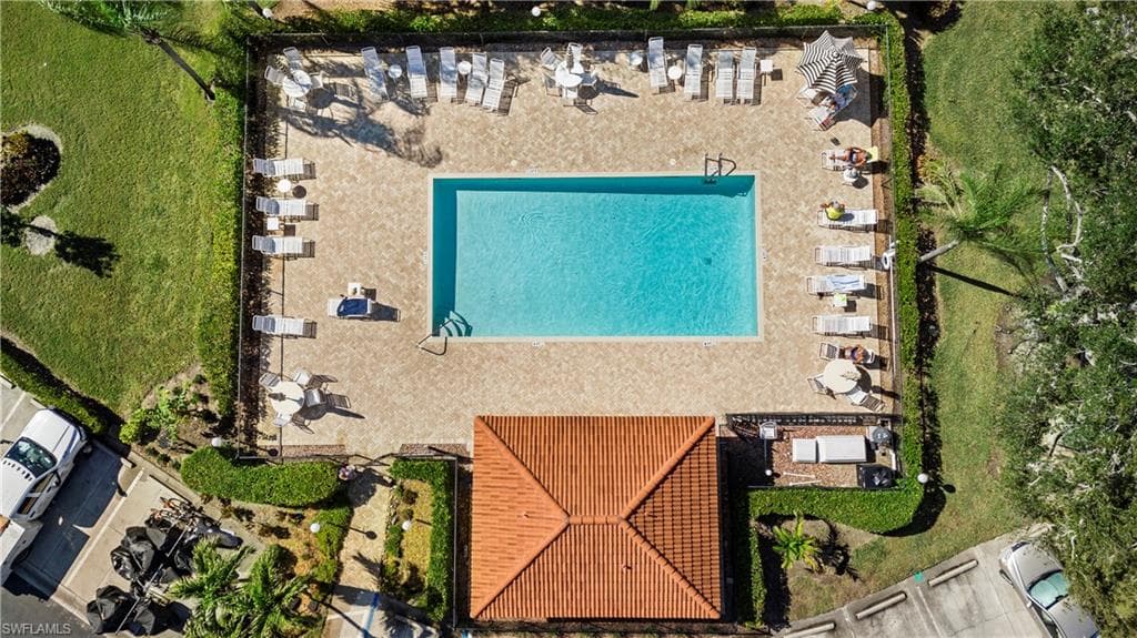 1758 Reuven CIR # 1503, NAPLES FL 34112-29