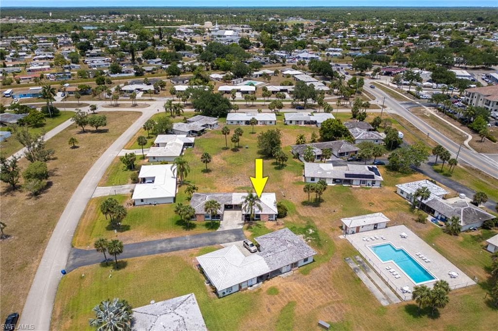 220 Oakmont PKWY, LEHIGH ACRES FL 33936-32