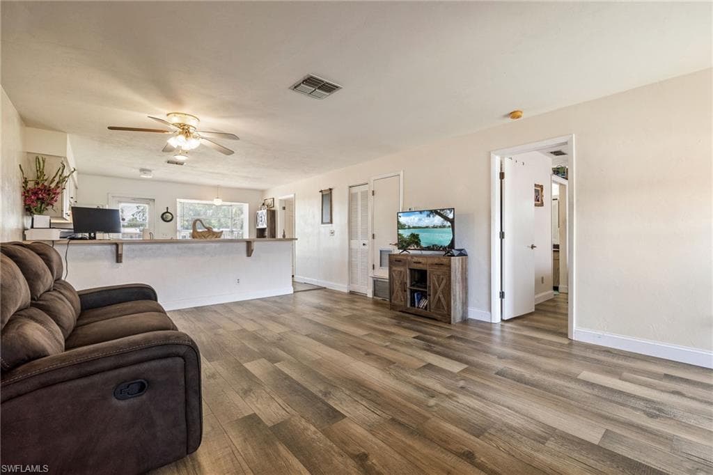 220 Oakmont PKWY, LEHIGH ACRES FL 33936-43