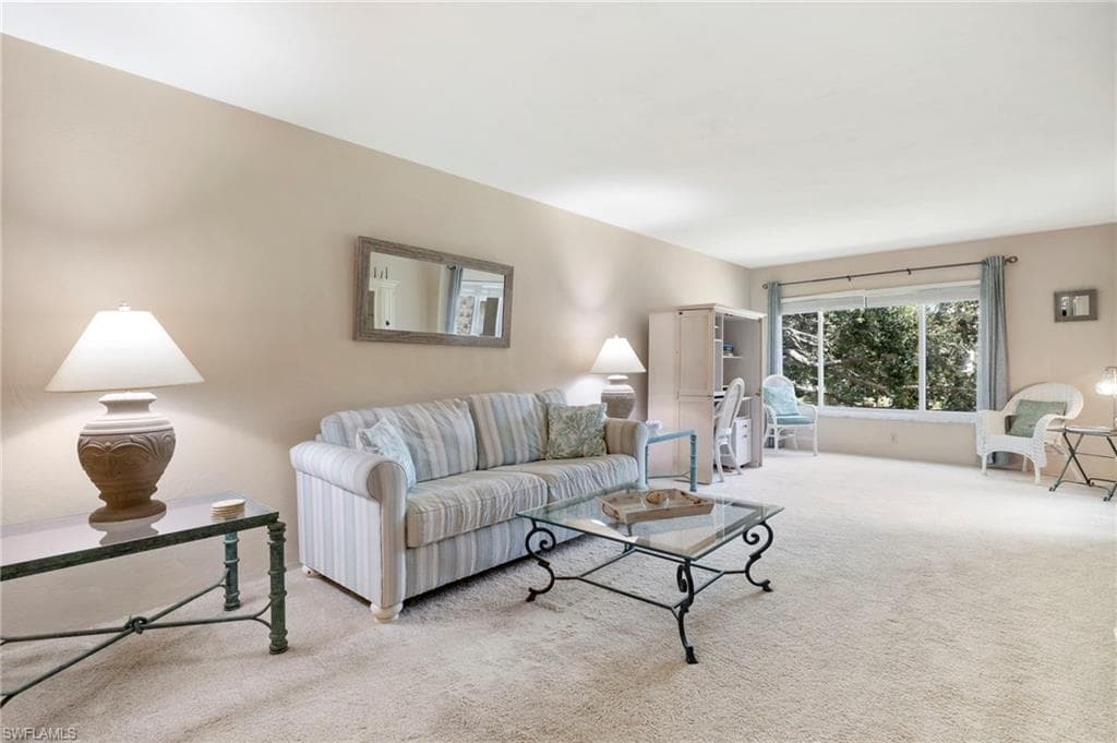 2244 Winkler AVE # 213, FORT MYERS FL 33901-13