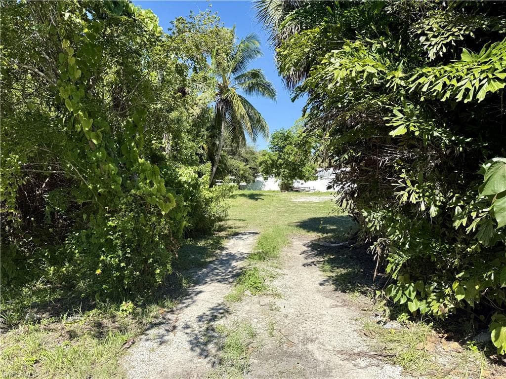 2923 Terrace AVE, NAPLES FL 34104-6