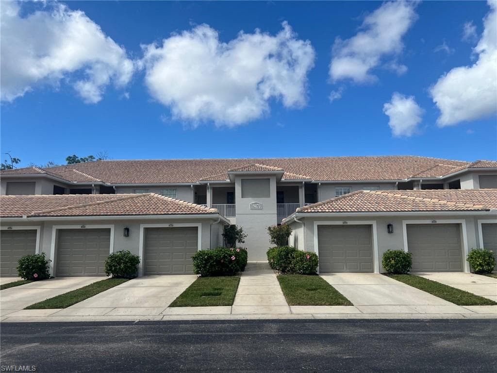 19470 Cromwell CT # 204, FORT MYERS FL 33912-1